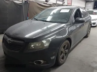 2013 Chevrolet Cruze 1LT with VIN 1G1PC5SB8D7290897, listed as a IAAI auction lot 41913538 with 159,308 mi miles and . Bid and sale history available at DreamBid. Image 2.