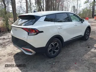 2024 Kia Sportage LX with VIN KNDPUCDF5R7273538, listed as a IAAI auction lot 41944255 with 4,617 mi miles and . Bid and sale history available at DreamBid. Image 4.