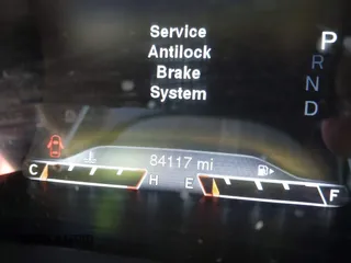 2017 Jeep Cherokee Overland с VIN 1C4PJMJS1HW645039, выставлен на аукционе IAAI как лот 42322935 с пробегом 84 117 миль миль и . История ставок и продаж доступна на DreamBid. Изображение 15.