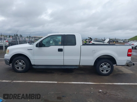 2004 Ford F-150 STX with VIN 1FTRX12W84NC29545, listed as a IAAI auction lot 41921712 with 304,891 mi miles. Bid and sale history available at carsss.com. Image 14.