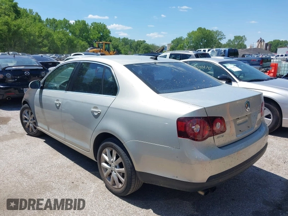 2010 Volkswagen Jetta Limited Edition with VIN 3VWRX7AJXAM044179, listed as a IAAI auction lot 42197314 with 195,146 mi miles and . Bid and sale history available at DreamBid. Image 3.