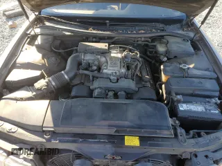 1993 Lexus LS z VIN JT8UF11E3P0155716, wystawiony jako Copart lot #83273374 z przebiegiem 352 180 mil mil oraz Tytuł czysty. Historia ofert i sprzedaży dostępna na DreamBid. Obrazek 12.