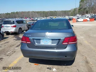 2014 Mercedes-Benz E-Class E 350 Luxury with VIN WDDHF8JB8EA865368, listed as a IAAI auction lot 41790012 with 98,788 mi miles. Bid and sale history available at carsss.com. Image 16.