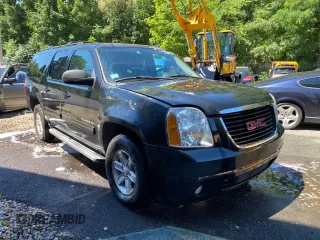 2013 GMC Yukon XL SLT with VIN 1GKS2KE79DR128926, listed as a Copart auction lot 50310435 with 85,744 mi miles and Clean Title. Bid and sale history available at carsss.com. Image 1.