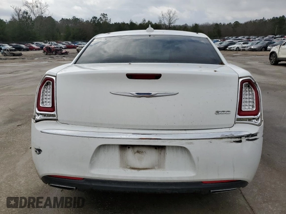 2018 Chrysler 300 Touring L with VIN 2C3CCAAG7JH177135, listed as a Copart auction lot 43986995 with 177,783 mi miles and Salvage Title. Bid and sale history available at carsss.com. Image 6.