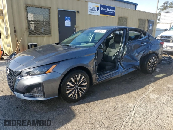 2025 Nissan Altima SV with VIN 1N4BL4DV6SN364769, listed as a Copart auction lot 50654285 with 3,054 mi miles and Salvage Title. Bid and sale history available at carsss.com. Image 1.