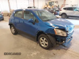 2015 Chevrolet Trax LS with VIN KL7CJPSB5FB186081, listed as a IAAI auction lot 41888072 with 140,087 mi miles. Bid and sale history available at carsss.com. Image 1.