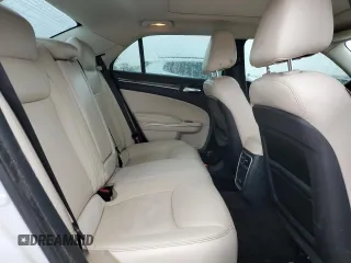 2016 Chrysler 300 Anniversary Edition с VIN 2C3CCAAG6GH216922, выставлен на аукционе Copart как лот 72765074 с пробегом 145 196 миль миль и Списание • Salvage title. История ставок и продаж доступна на DreamBid. Изображение 11.