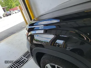 2024 Volkswagen Atlas SE z VIN 1V2HR2CA9RC554298, wystawiony jako IAAI lot #42851017 z przebiegiem 18 815 mil mil oraz . Historia ofert i sprzedaży dostępna na DreamBid. Obrazek 11.