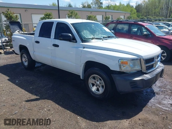 2008 Dodge Dakota с VIN 1D3HW38N38S581620, выставлен на аукционе IAAI как лот 41961741 с пробегом 133 760 миль миль и . История ставок и продаж доступна на DreamBid. Изображение 1.
