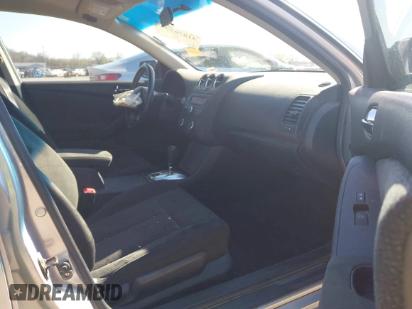 2010 Nissan Altima S with VIN 1N4AL2AP2AN465652, listed as a IAAI auction lot 41876793 with 137,364 mi miles and . Bid and sale history available at DreamBid. Image 5.