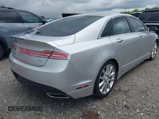 2016 Lincoln MKZ Hybrid with VIN 3LN6L2LU6GR605724, listed as a IAAI auction lot 41989432 with 154,035 mi miles. Bid and sale history available at carsss.com. Image 4.