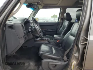 2008 Jeep Commander Limited z VIN 1J8HG58268C108014, wystawiony jako Copart lot #61406995 z przebiegiem 146 764 mil mil oraz Czysty tytuł • Clean title. Historia ofert i sprzedaży dostępna na DreamBid. Obrazek 7.