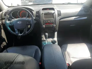 2013 Kia Sorento SX with VIN 5XYKW4A22DG383003, listed as a Copart auction lot 64064245 with 154,450 mi miles and Salvage title. Bid and sale history available at DreamBid. Image 8.