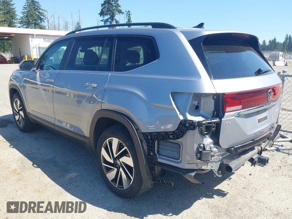 2024 Volkswagen Atlas SE with VIN 1V2HR2CA9RC531636, listed as a IAAI auction lot 42757784 with 40,257 mi miles and . Bid and sale history available at DreamBid. Image 3.