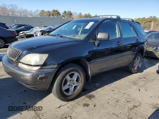 1999 Lexus RX 300 Luxury SUV with VIN JT6HF10U7X0089934, listed as a Copart auction lot 88846795 with 190,408 mi miles and Clean Title. Bid and sale history available at carsss.com. Image 1.