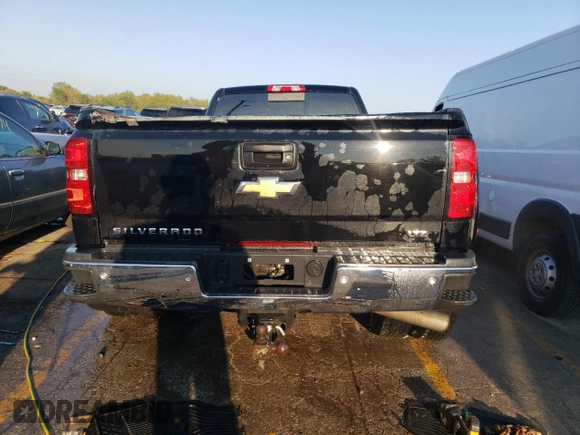 2016 Chevrolet Silverado 3500HD LTZ with VIN 1GC4K0E85GF277602, listed as a Copart auction lot 71300534 with 395,758 mi miles and Salvage Title. Bid and sale history available at carsss.com. Image 6.