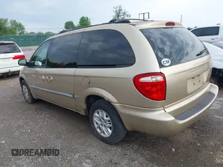 2001 Dodge Caravan Sport with VIN 2B4GP44301R297278, listed as a IAAI auction lot 42158226 with 158,039 mi miles and . Bid and sale history available at carsss.com. Image 3.