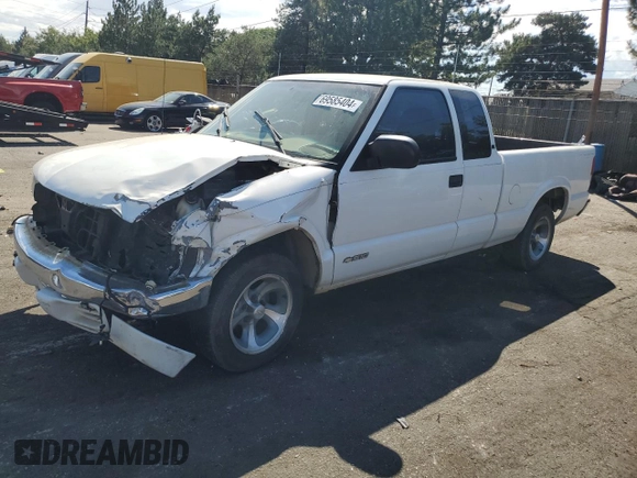 2001 Chevrolet S-10 LS with VIN 1GCCS19531K129710, listed as a Copart auction lot 69585404 with 163,904 mi miles and Salvage Title. Bid and sale history available at DreamBid. Image 1.