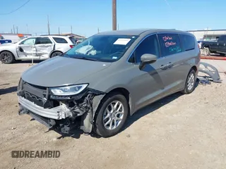 2023 Chrysler Pacifica Touring L с VIN 2C4RC1BG8PR613532, выставлен на аукционе IAAI как лот 41991493 с пробегом 70 670 миль миль и . История ставок и продаж доступна на DreamBid. Изображение 18.