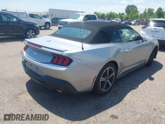 2024 Ford Mustang EcoBoost z VIN 1FAGP8UH4R5118907, wystawiony jako IAAI lot #42609174 z przebiegiem Nie podano mil oraz . Historia ofert i sprzedaży dostępna na DreamBid. Obrazek 4.