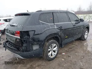 2018 Volkswagen Atlas SE z VIN 1V2LR2CA1JC515168, wystawiony jako IAAI lot #42024499 z przebiegiem 112 558 mil mil oraz . Historia ofert i sprzedaży dostępna na DreamBid. Obrazek 4.