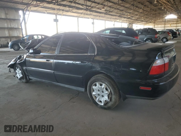 1996 Honda Accord LX with VIN 1HGCD5636TA175370, listed as a Copart auction lot 50456175 with 294,777 mi miles and Salvage Title. Bid and sale history available at DreamBid. Image 2.