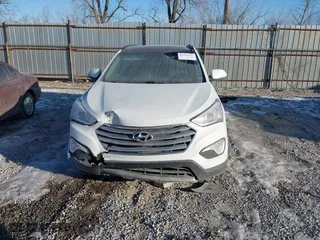2013 Hyundai Santa Fe Limited with VIN KM8SR4HF2DU004155, listed as a IAAI auction lot 41420491 with 125,988 mi miles. Bid and sale history available at carsss.com. Image 12.