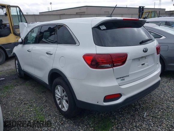 2020 Kia Sorento LX V6 with VIN 5XYPGDA5XLG679897, listed as a IAAI auction lot 41506014 with 1 mi miles. Bid and sale history available at carsss.com. Image 3.