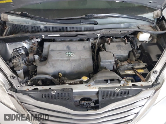 2013 Toyota Sienna XLE AAS with VIN 5TDYK3DC5DS363822, listed as a IAAI auction lot 42019598 with 74,508 mi miles. Bid and sale history available at carsss.com. Image 10.