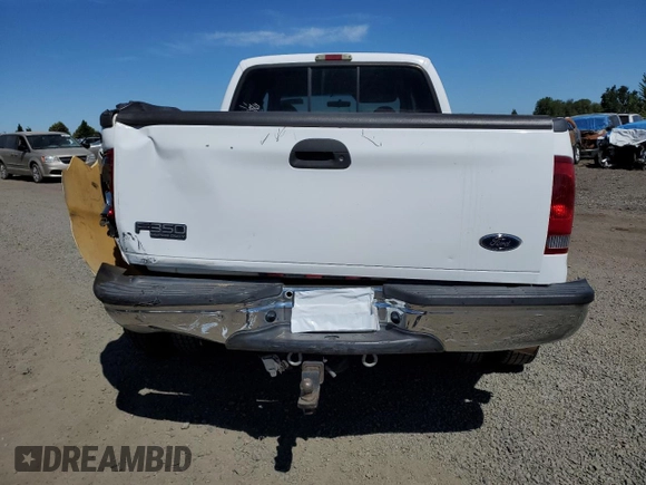 2001 Ford F-350 XL z VIN 1FTWW32F01ED08768, wystawiony jako Copart lot #62873634 z przebiegiem 317 184 mil mil oraz Szkoda całkowita • Salvage title. Historia ofert i sprzedaży dostępna na DreamBid. Obrazek 6.