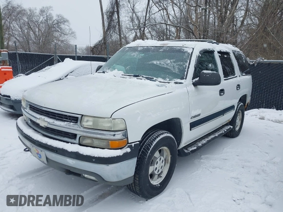 2001 Chevrolet Tahoe LT with VIN 1GNEK13T01J287838, listed as a IAAI auction lot 41551502 with 145,730 mi miles. Bid and sale history available at carsss.com. Image 2.