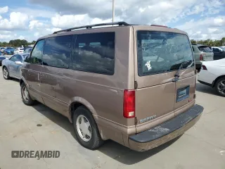2000 GMC Safari with VIN 1GKDM19W7YB523894, listed as a Copart auction lot 74996334 with Not Provided miles and Salvage Title. Bid and sale history available at carsss.com. Image 2.