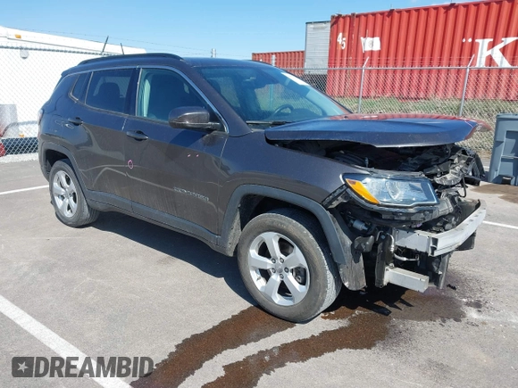 2018 Jeep Compass Altitude with VIN 3C4NJDBB3JT316425, listed as a IAAI auction lot 41923797 with 96,969 mi miles and . Bid and sale history available at carsss.com. Image 1.
