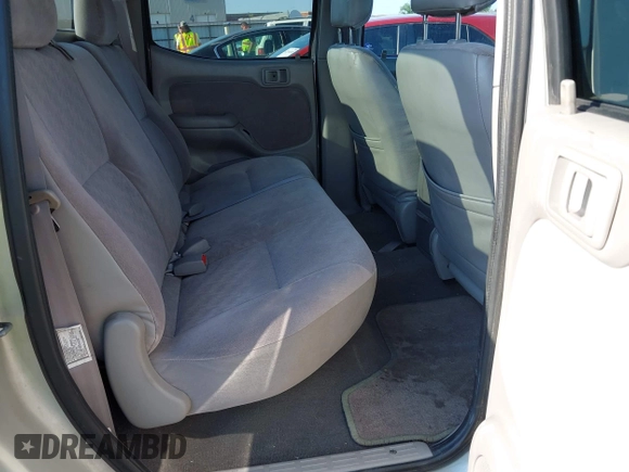 2001 Toyota Tacoma PreRunner z VIN 5TEGN92N41Z768370, wystawiony jako IAAI lot #42228571 z przebiegiem 172 317 mil mil oraz . Historia ofert i sprzedaży dostępna na DreamBid. Obrazek 8.