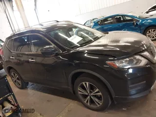 2020 Nissan Rogue SV with VIN JN8AT2MV9LW140373, listed as a IAAI auction lot 41635662 with 76,630 mi miles. Bid and sale history available at carsss.com. Image 13.