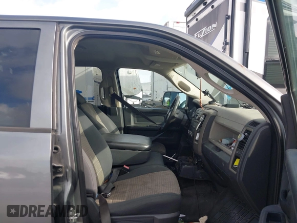 2012 Ram 2500 ST с VIN 3C6TD4HT2CG280731, выставлен на аукционе IAAI как лот 42378566 с пробегом 430 075 миль миль и . История ставок и продаж доступна на DreamBid. Изображение 5.