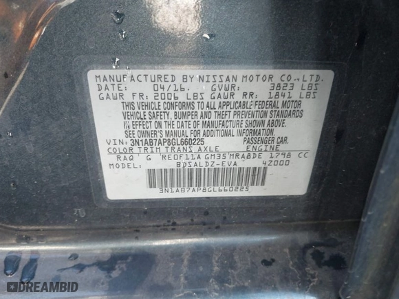 2016 Nissan Sentra SR with VIN 3N1AB7AP8GL660225, listed as a IAAI auction lot 41337142 with 94,910 mi miles. Bid and sale history available at carsss.com. Image 9.