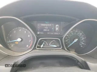 2012 Ford Focus SE with VIN 1FAHP3F21CL183104, listed as a Copart auction lot 60533905 with 199,869 mi miles and Clean title. Bid and sale history available at DreamBid. Image 9.