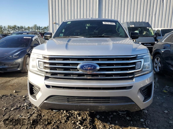 2019 Ford Expedition Max XL with VIN 1FMJK1GT4KEA51572, listed as a Copart auction lot 82761804 with 77,173 mi miles and Clean title. Bid and sale history available at DreamBid. Image 5.