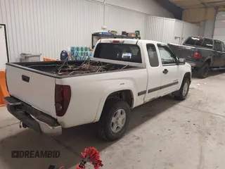 2004 GMC Canyon SLE Z71 with VIN 1GTDT196948151870, listed as a IAAI auction lot 41343783 with 340,230 mi miles. Bid and sale history available at carsss.com. Image 4.