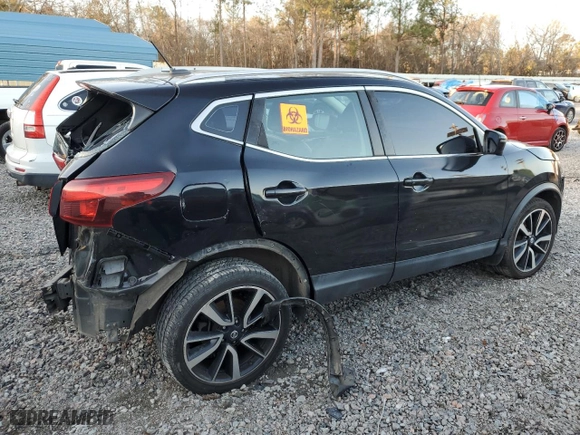2017 Nissan Rogue Sport SV with VIN JN1BJ1CP7HW015918, listed as a Copart auction lot 46916185 with 95,613 mi miles and Non Repairable. Bid and sale history available at carsss.com. Image 3.