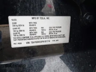 2023 Tesla Model Y Long Range z VIN 7SAYGDEEXPA181114, wystawiony jako IAAI lot #41564617 z przebiegiem 64 990 mil mil oraz . Historia ofert i sprzedaży dostępna na DreamBid. Obrazek 9.