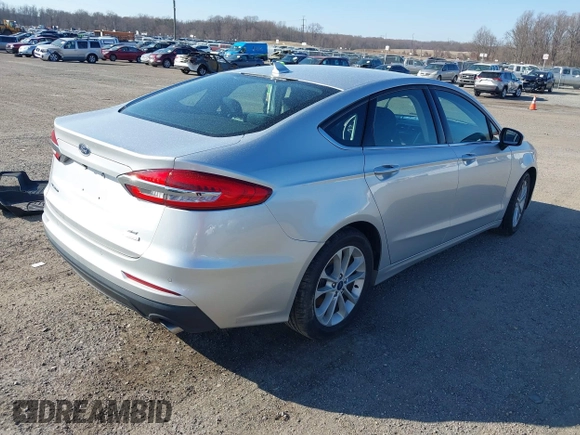 2019 Ford Fusion SE with VIN 3FA6P0HD7KR183757, listed as a IAAI auction lot 41762187 with 120,347 mi miles. Bid and sale history available at carsss.com. Image 4.