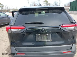 2019 Toyota RAV4 XLE with VIN JTMP1RFV8KD033794, listed as a IAAI auction lot 41923029 with 62,249 mi miles. Bid and sale history available at carsss.com. Image 16.