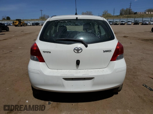 2010 Toyota Yaris z VIN JTDJT4K3XA5322238, wystawiony jako Copart lot #52550395 z przebiegiem 107 803 mil mil oraz Czysty tytuł • Clean title. Historia ofert i sprzedaży dostępna na DreamBid. Obrazek 6.