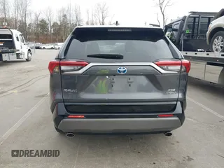 2021 Toyota RAV4 Hybrid XSE with VIN 4T3E6RFV9MU053485, listed as a IAAI auction lot 41761892 with 36,156 mi miles. Bid and sale history available at carsss.com. Image 16.