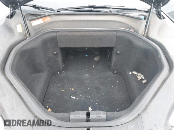 2013 Tesla Model S с VIN 5YJSA1CG5DFP06411, выставлен на аукционе IAAI как лот 41079914 с пробегом 266 968 миль миль и . История ставок и продаж доступна на DreamBid. Изображение 10.