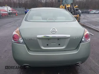 2008 Nissan Altima 2.5 SL with VIN 1N4AL21E68N489641, listed as a IAAI auction lot 41995516 with 164,600 mi miles. Bid and sale history available at carsss.com. Image 16.