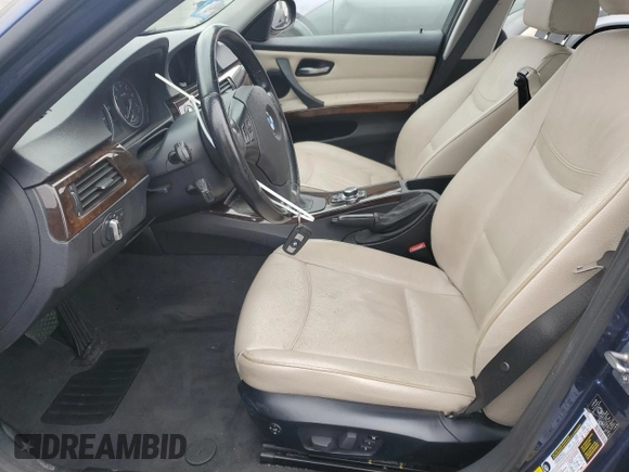2011 BMW 3 Series 328i with VIN WBAPH5G50BNM82543, listed as a Copart auction lot 59016615 with 122,820 mi miles and Clean title. Bid and sale history available at DreamBid. Image 7.